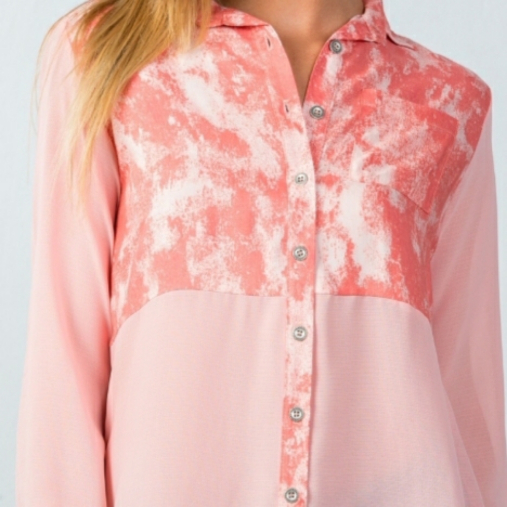 FREEWAY Peach Printed Hi-Low Button Down Top NWT - Picture 3 of 4